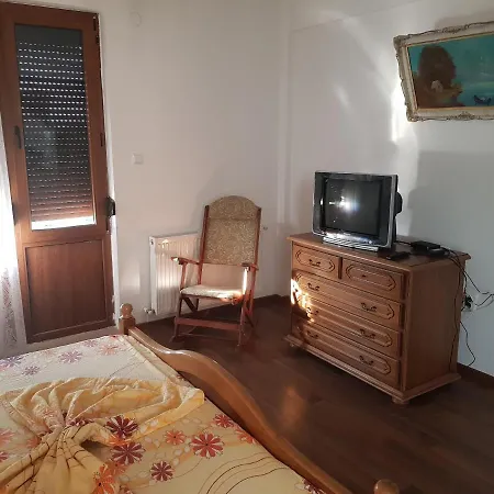 Vila Ciresica